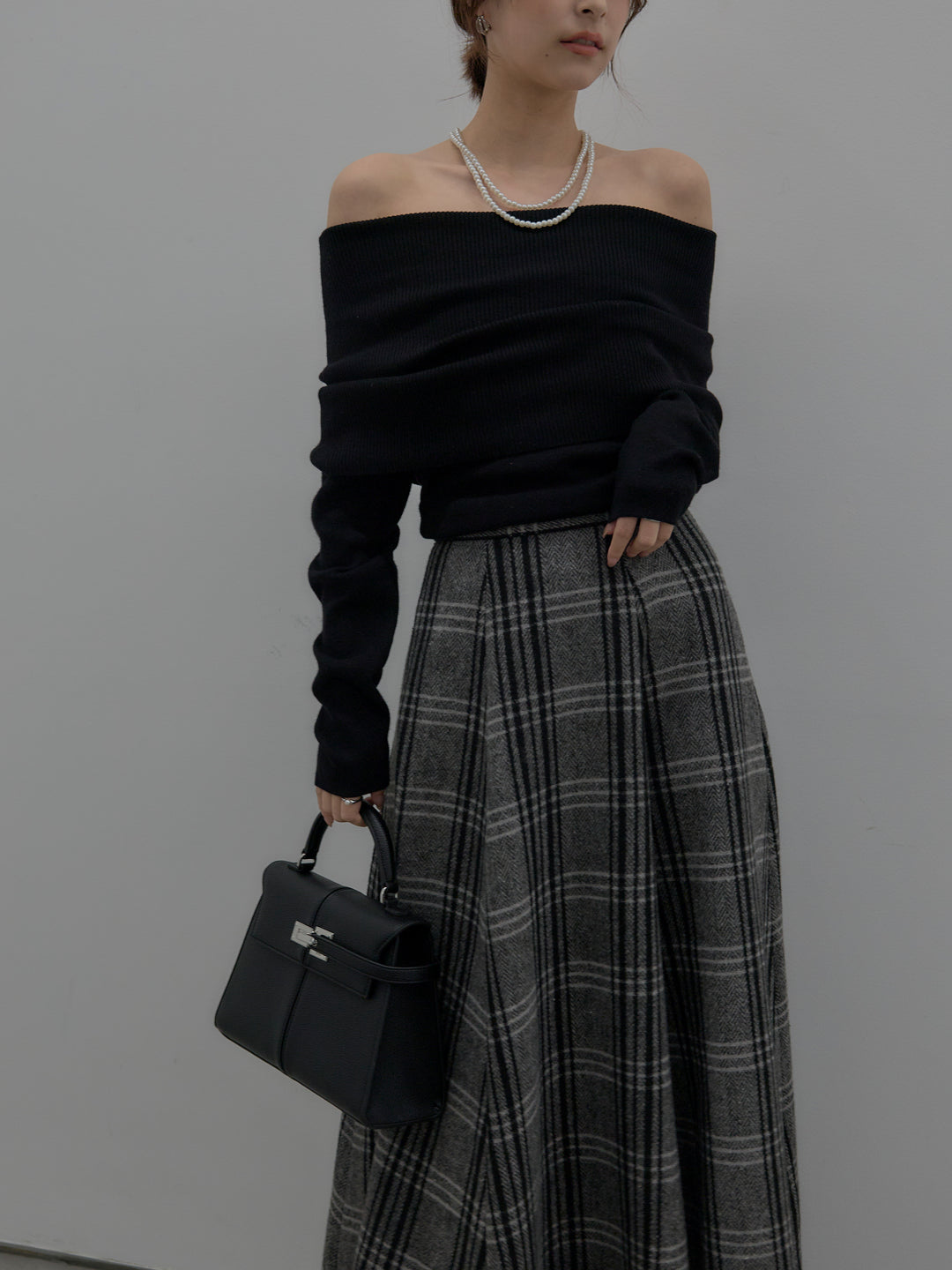 【SET】【premium touch】ソフトリブオフショルニットトップス+【Essential】クラシカルチェックウールタッチスカート(2set)