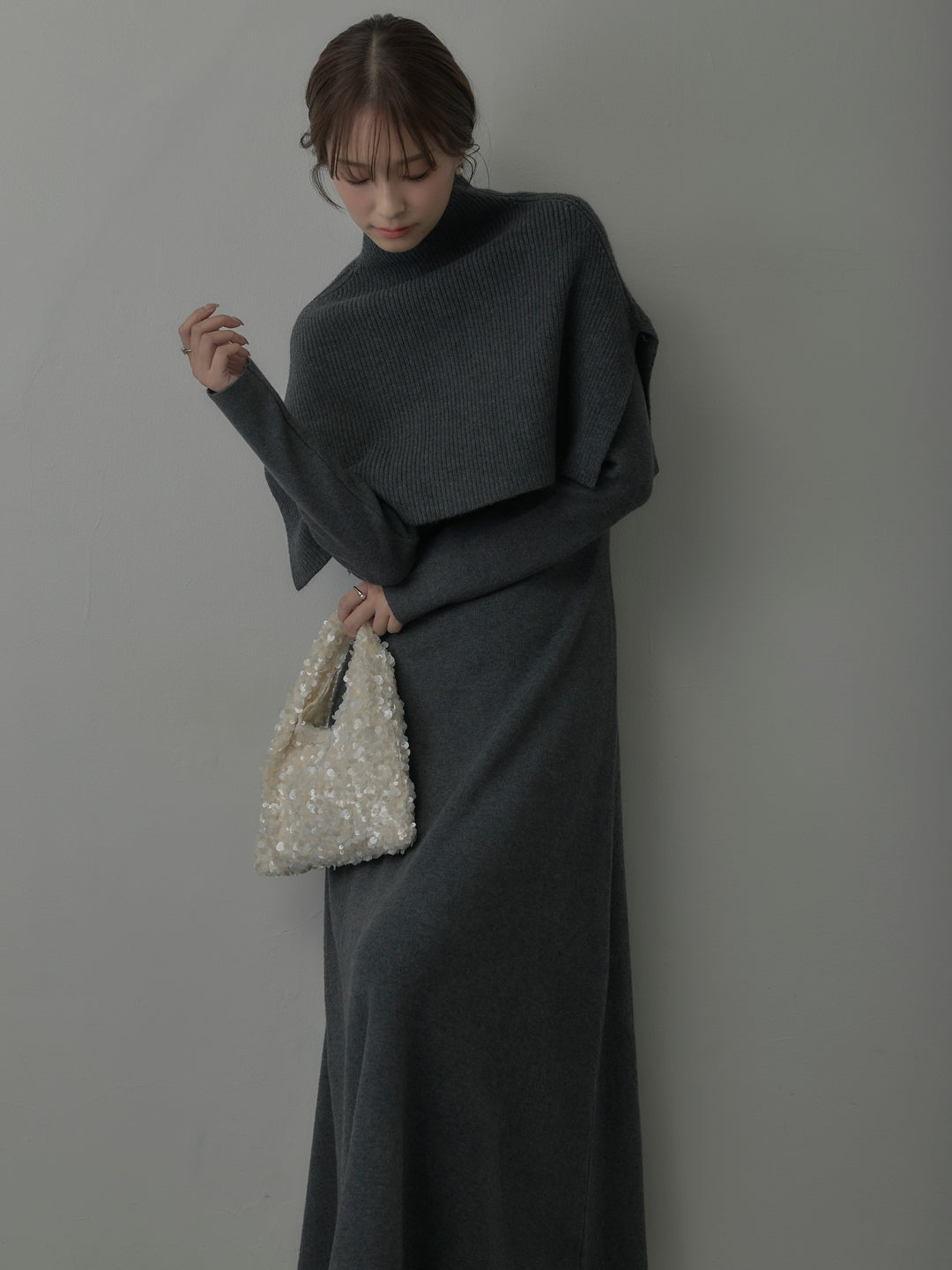 ケープ付きリブニットロングワンピース