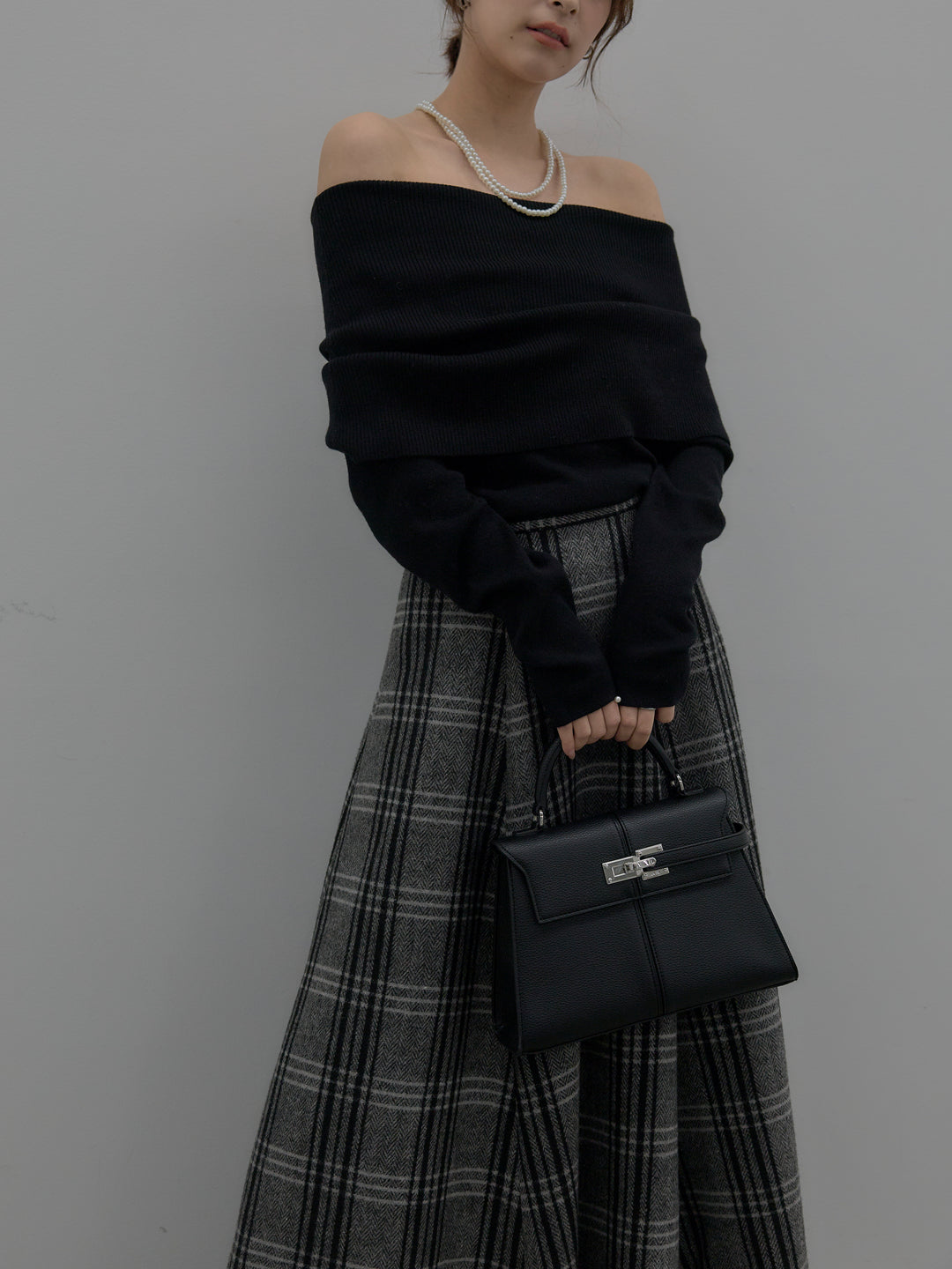 【SET】【premium touch】ソフトリブオフショルニットトップス+【Essential】クラシカルチェックウールタッチスカート(2set)
