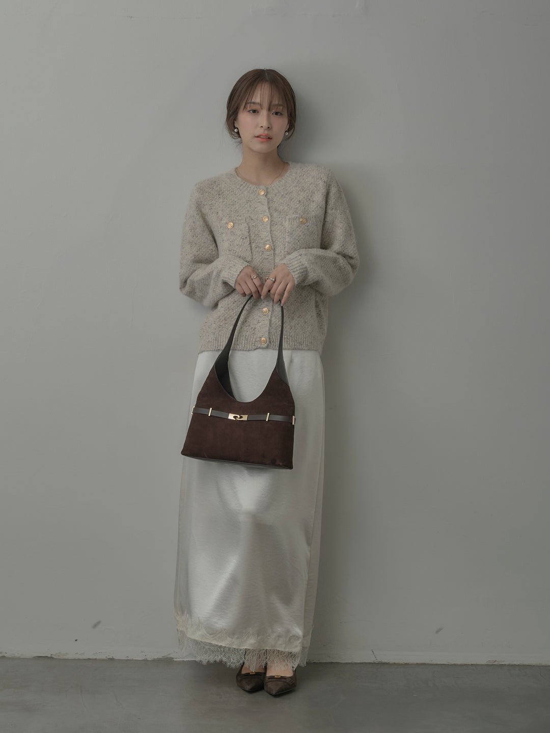 裾レースサテンスカート