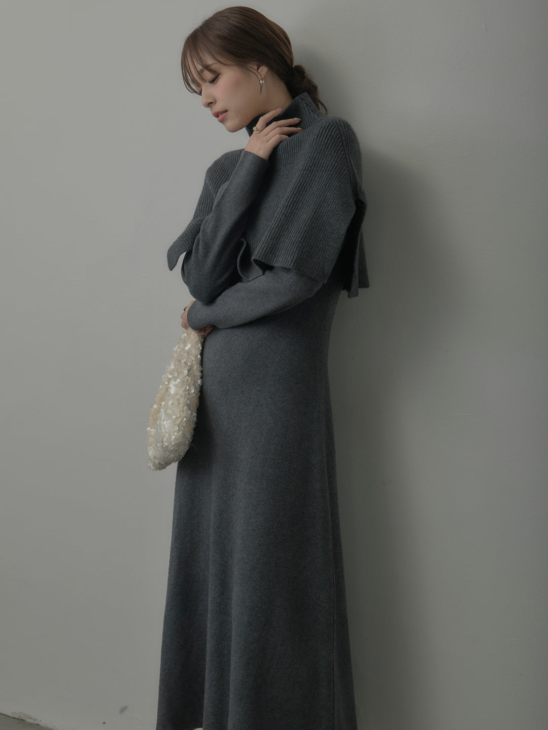 ケープ付きリブニットロングワンピース