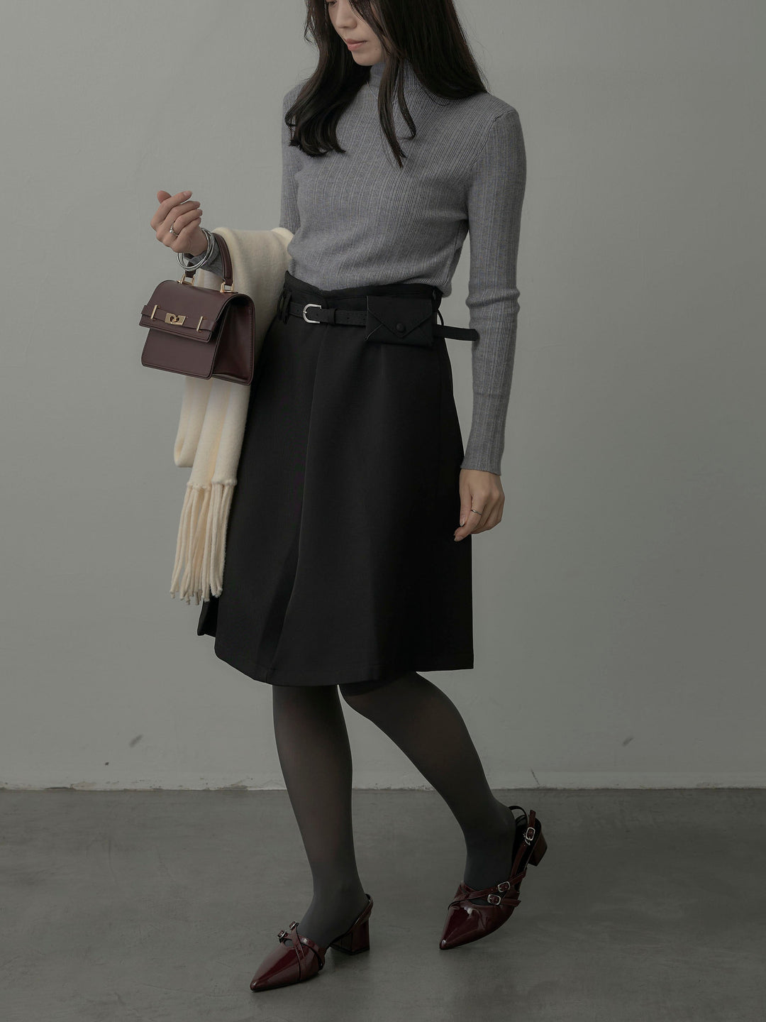 【SET】リブニットタートルネック+ウエストポーチ付きミディスカート(2set)