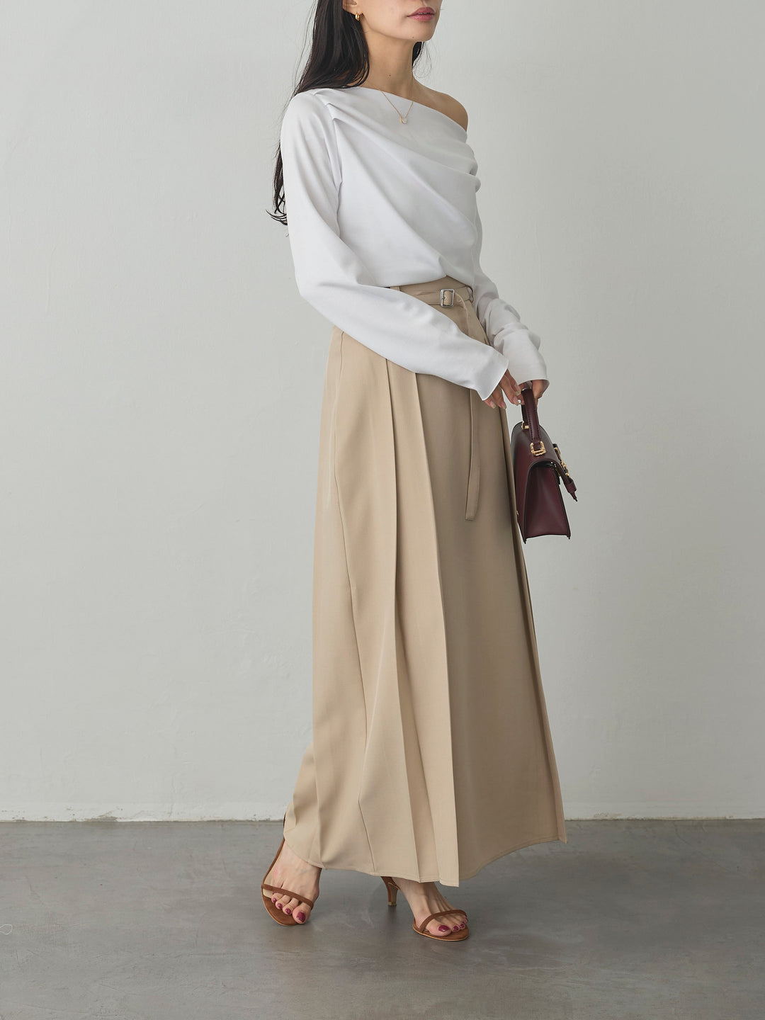 【SET】【Essential】2wayショルダードレープカットトップス+【Essential】ベルト付きサイドタックスカート(2set)