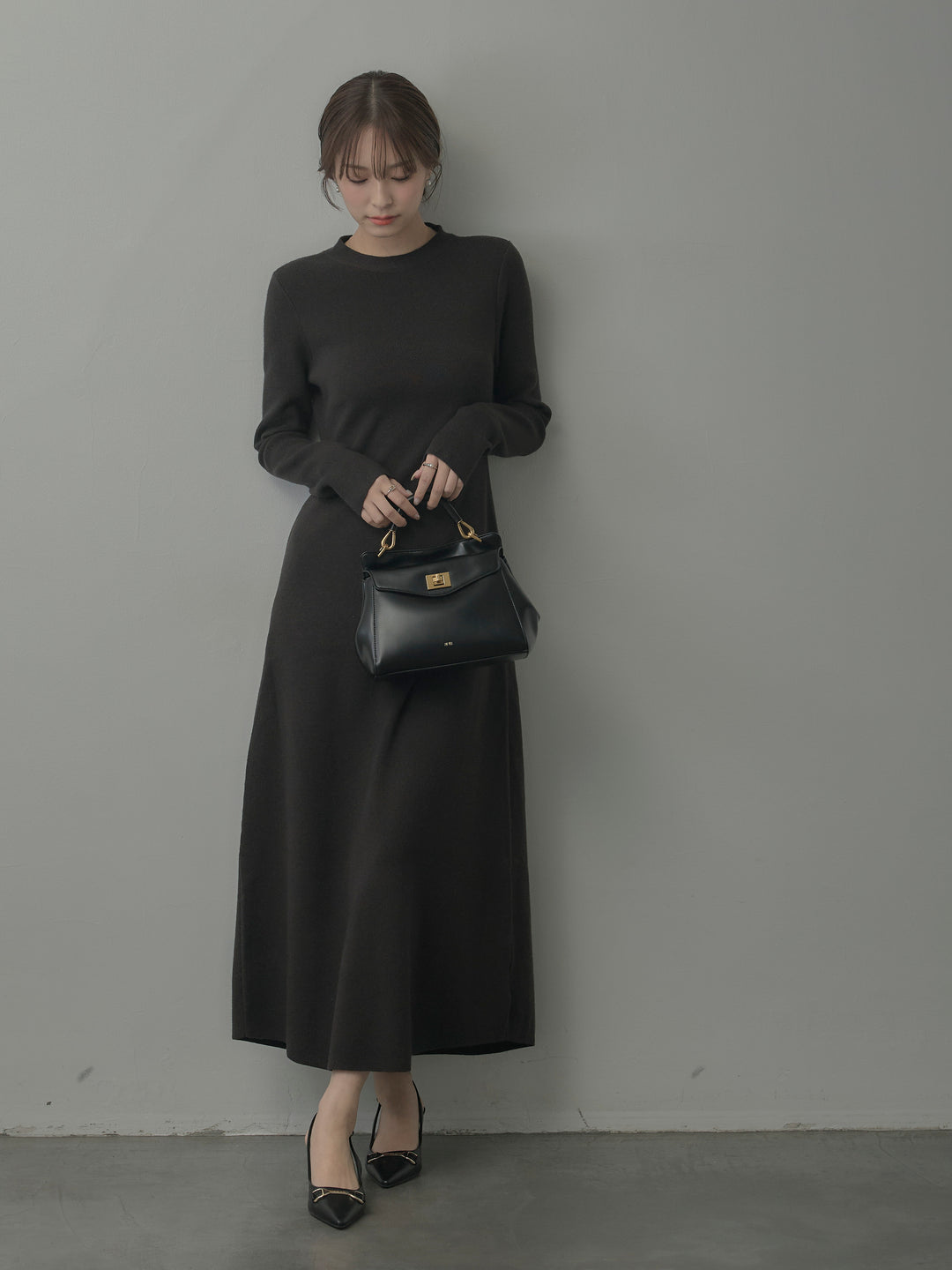 バックリボンニットロングワンピース