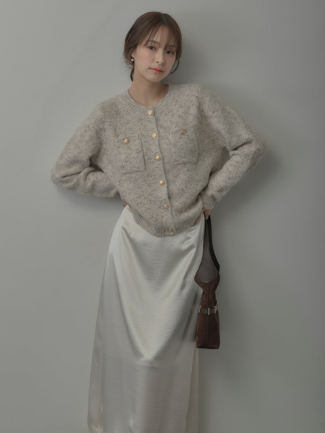 裾レースサテンスカート