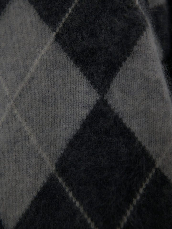 【premium touch】アーガイル柄ニットプルオーバー