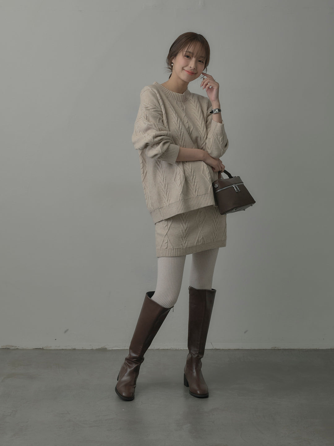 デザイン編みニットトップス&ミニスカート SET UP