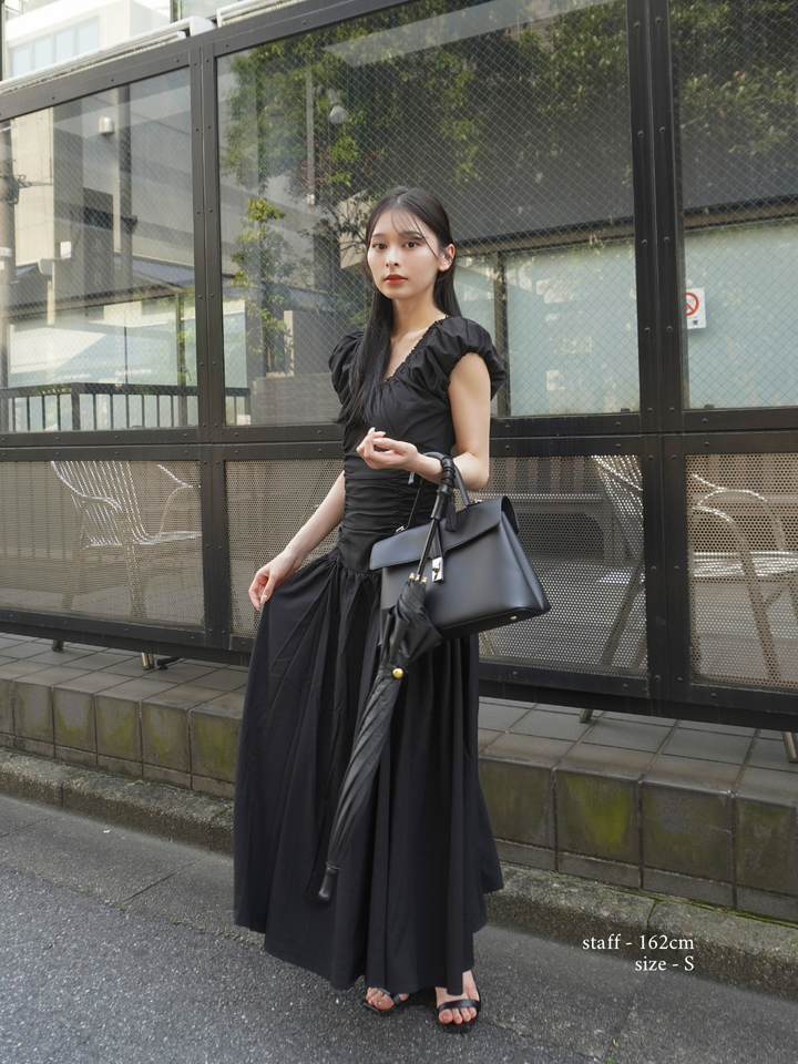 【Essential】Shirring flare puff sleeve one piece