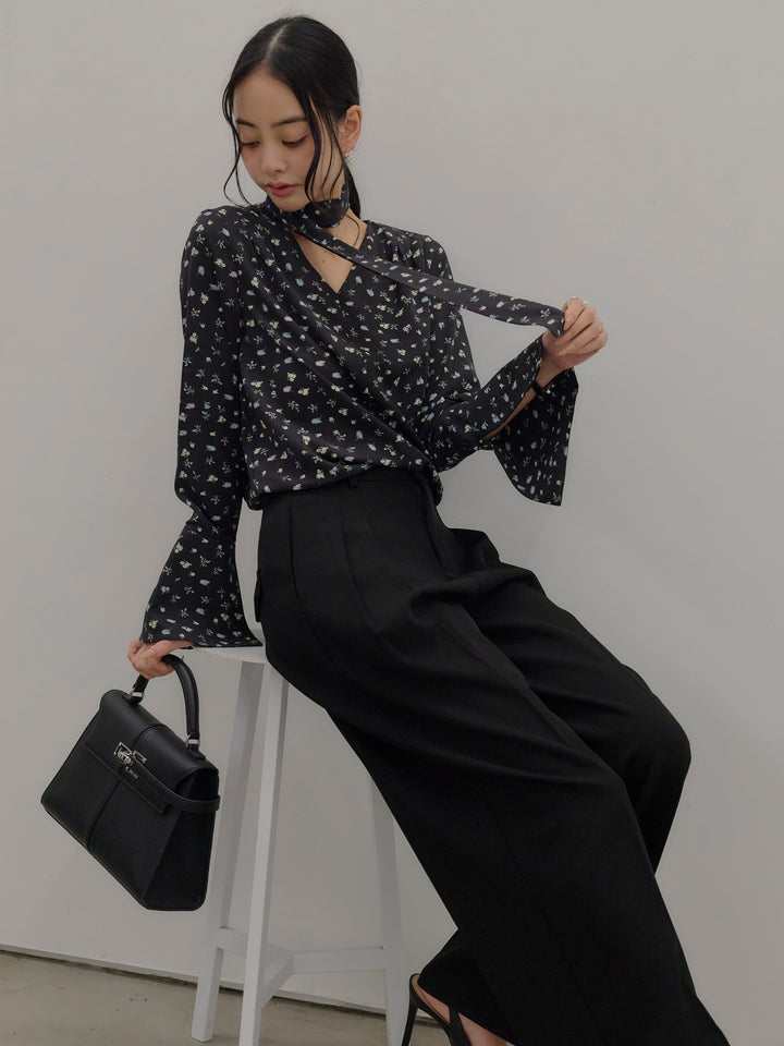 【Essential】2wayタイ付きベルスリーブサテンブラウス