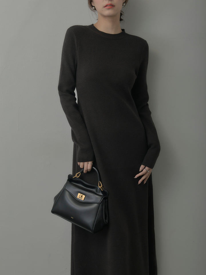 バックリボンニットロングワンピース