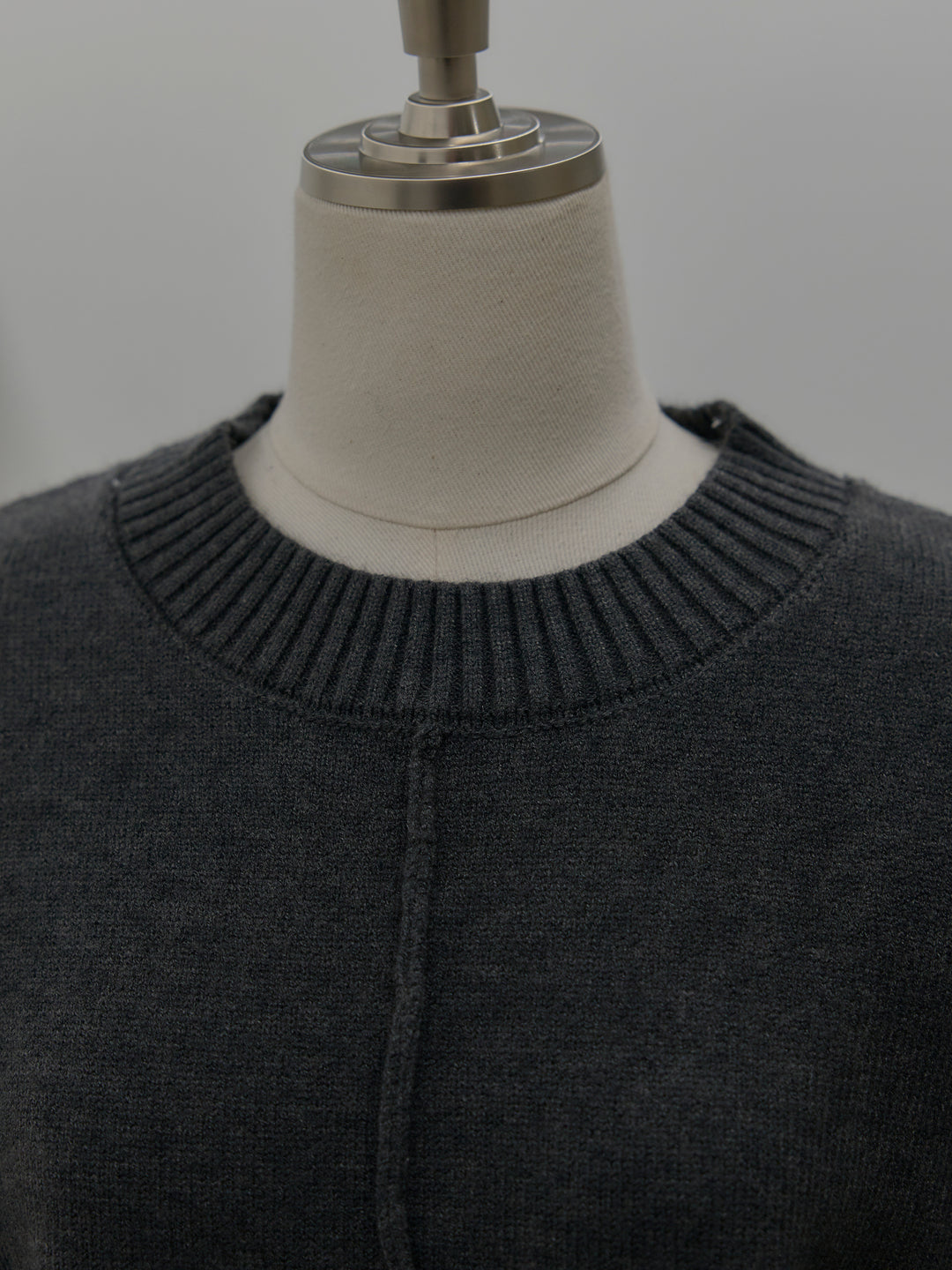 ケープ付き2WAYフロントスリットニットトップス