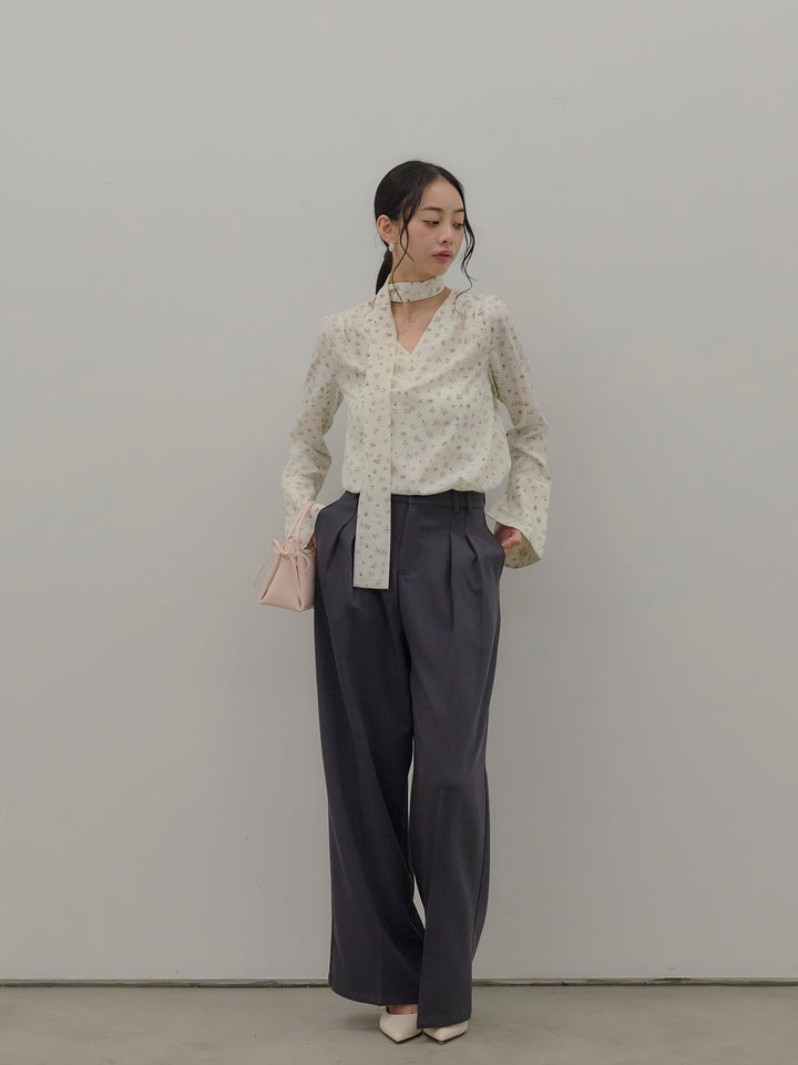 【Essential】2wayタイ付きベルスリーブサテンブラウス