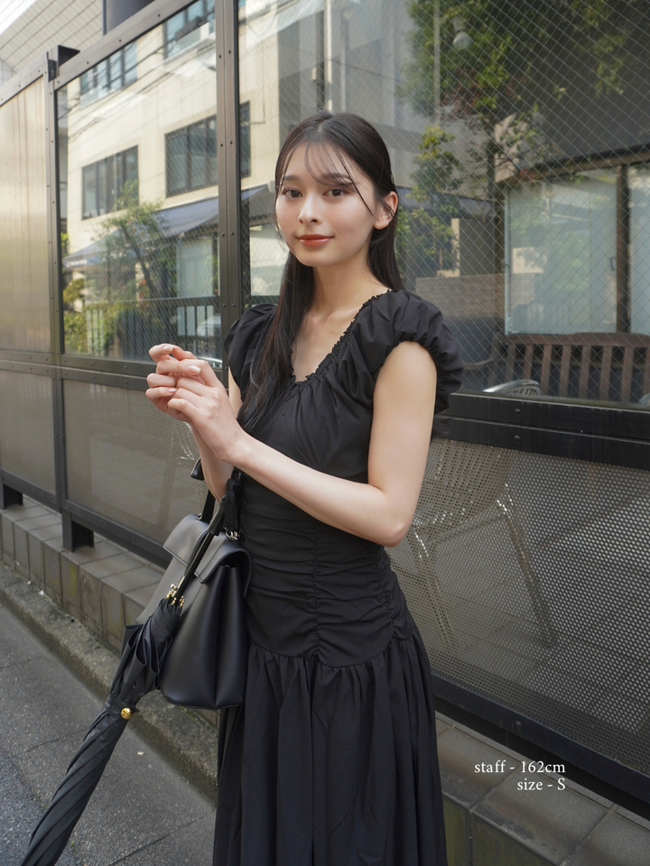 【Essential】Shirring flare puff sleeve one piece