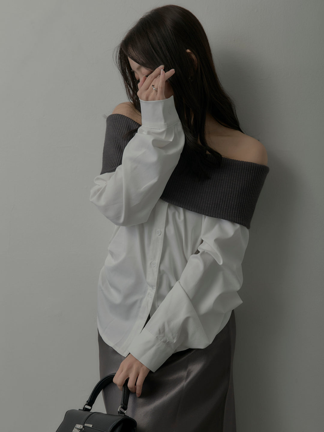 【SET】ニットシャツドッキングオフショルトップス+ヘビーサテンAラインスカート(2set)