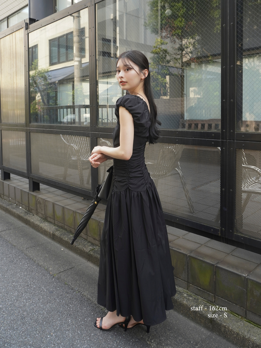 【Essential】Shirring flare puff sleeve one piece