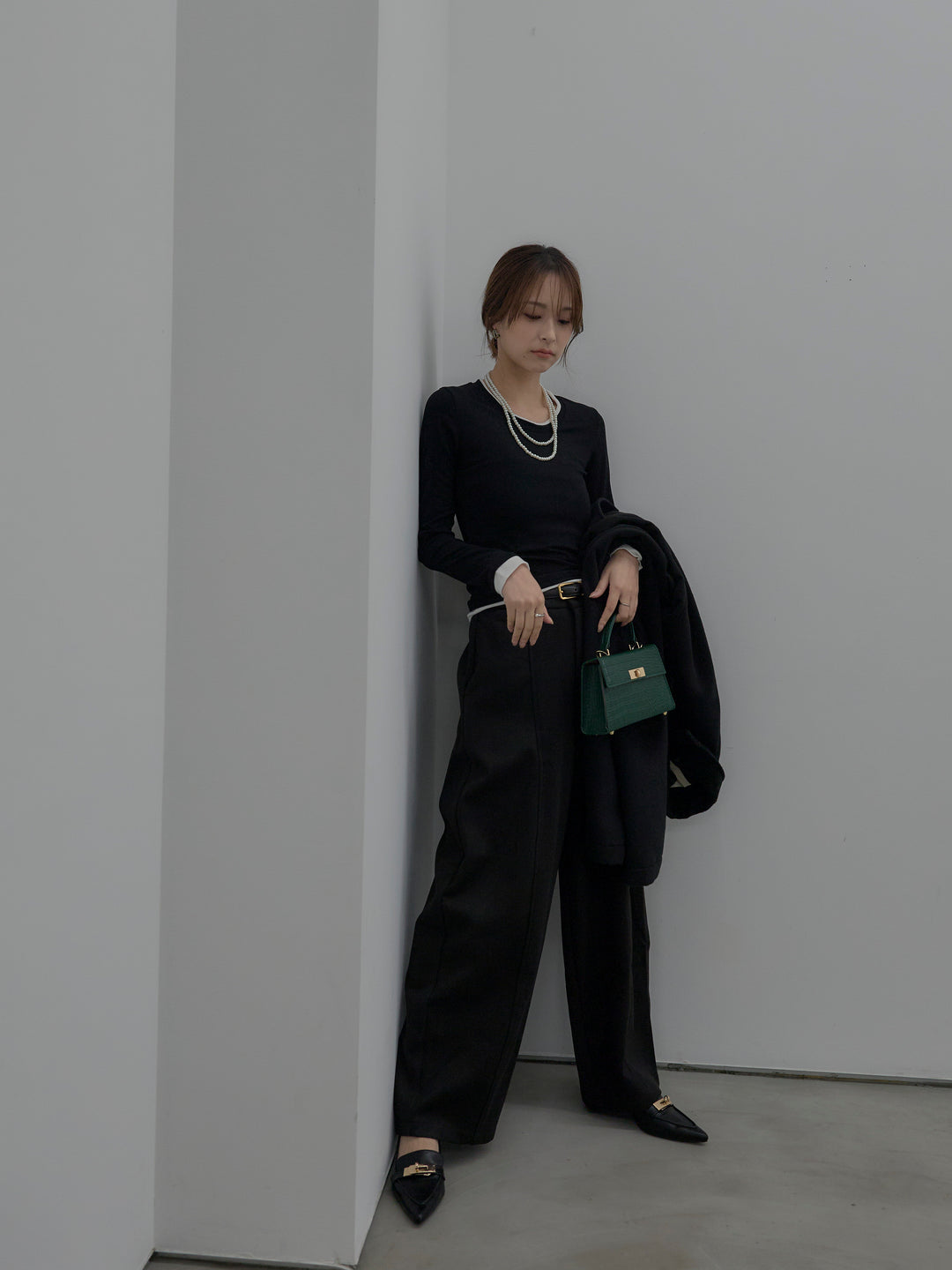 カーブデザインスウェットライクパンツ