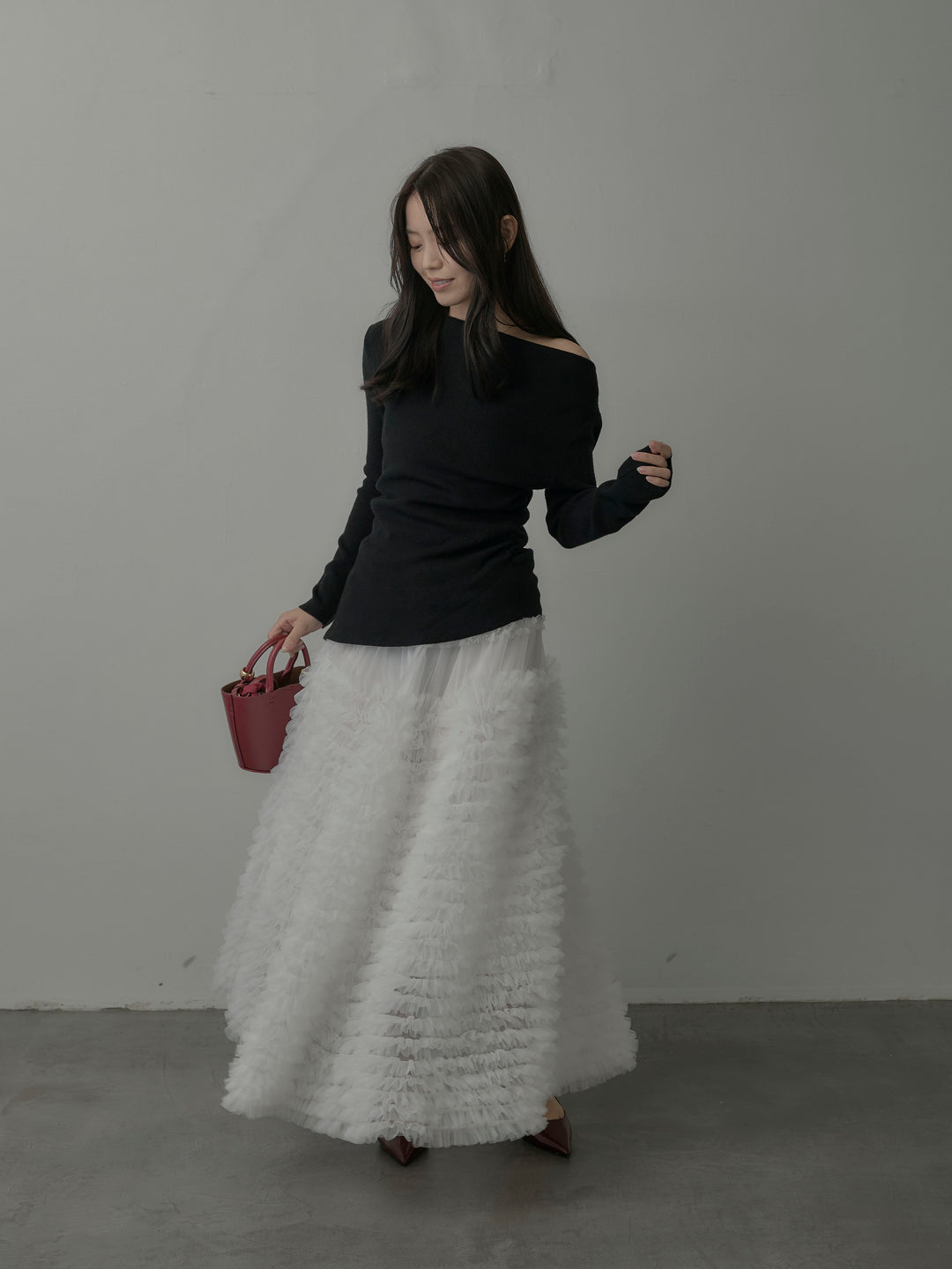 ドラマチックフリルチュールスカート