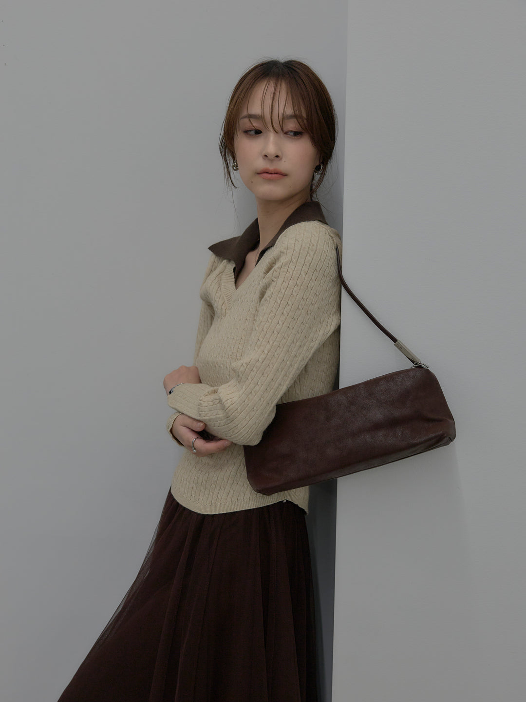 配色Vネックケーブルニットトップス