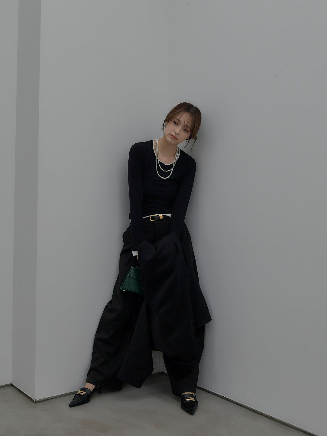 【SET】バイカラーレイヤードカットソー+カーブデザインスウェットライクパンツ(2set)