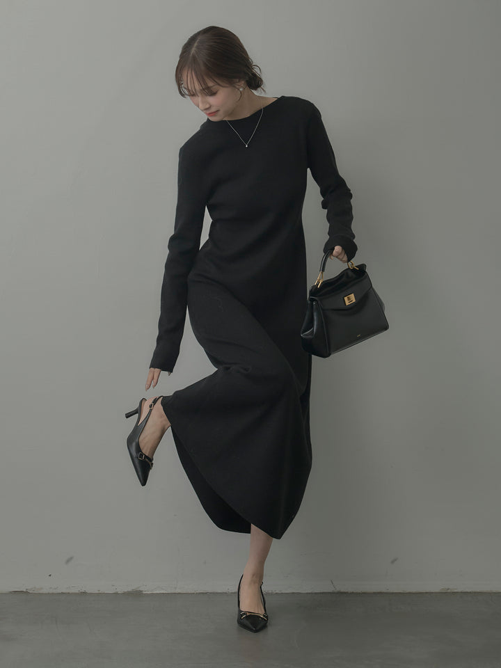 バックリボンニットロングワンピース