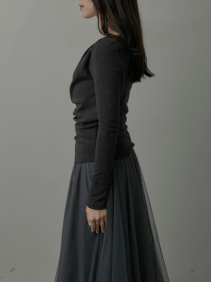 ドレープデザイントップス