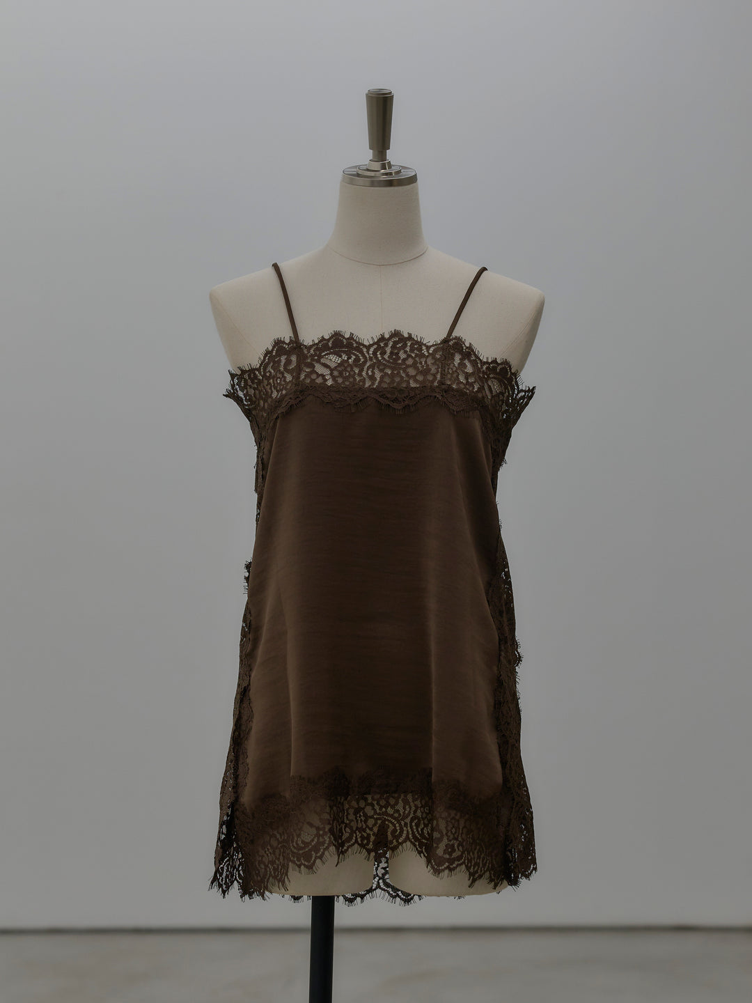 レースサテンキャミソール