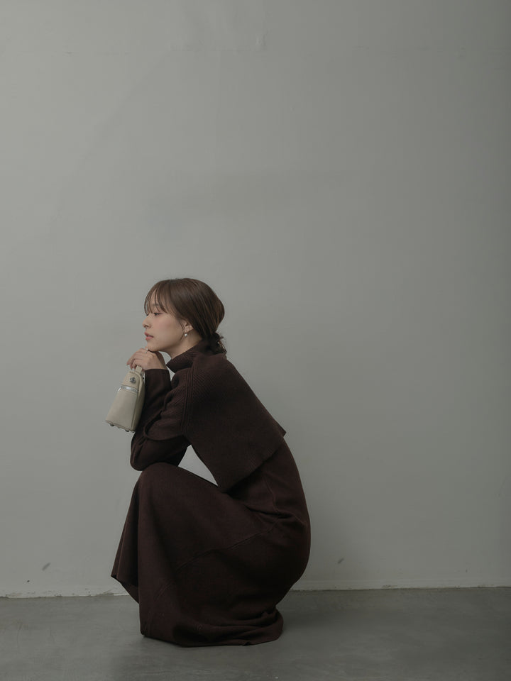 ケープ付きリブニットロングワンピース