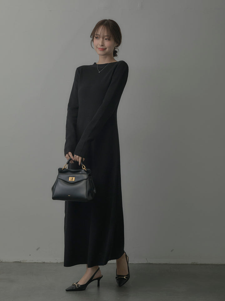 バックリボンニットロングワンピース