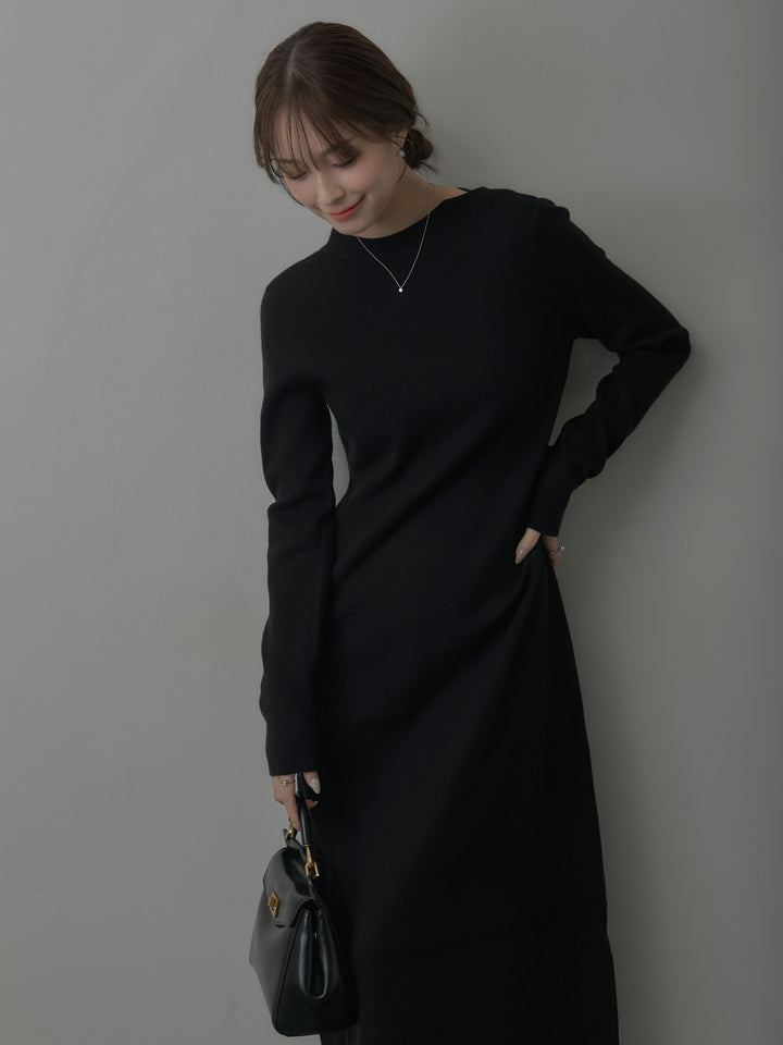 バックリボンニットロングワンピース