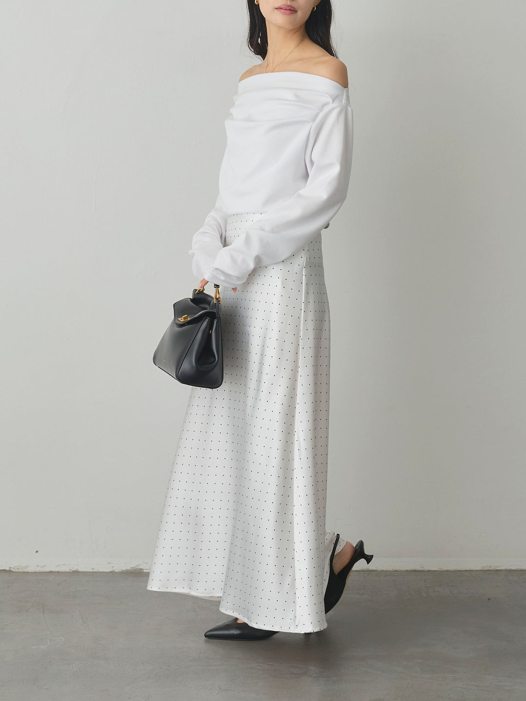 【SET】【Essential】2wayショルダードレープカットトップス+ドットサテンスカート(2set)