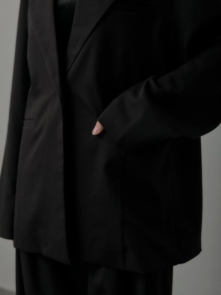 【Essential】ボックスシルエットテーラードジャケット