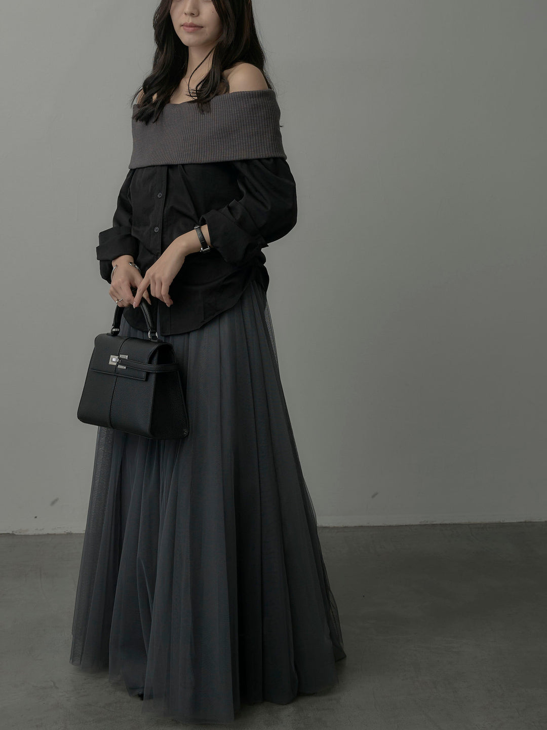 【SET】ニットシャツドッキングオフショルトップス+ボリュームチュールスカート(2set)