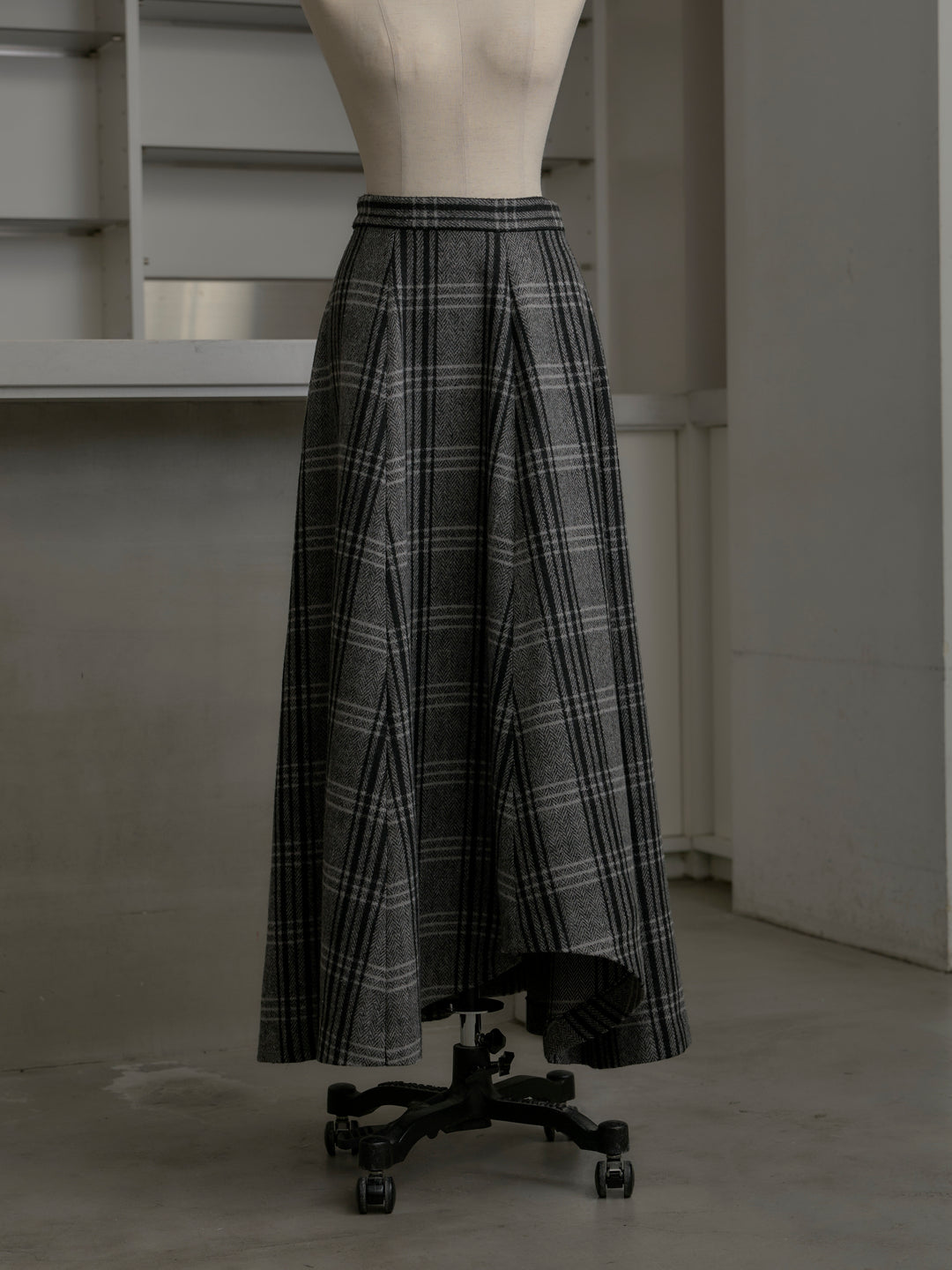 【Essential】クラシカルチェックウールタッチスカート