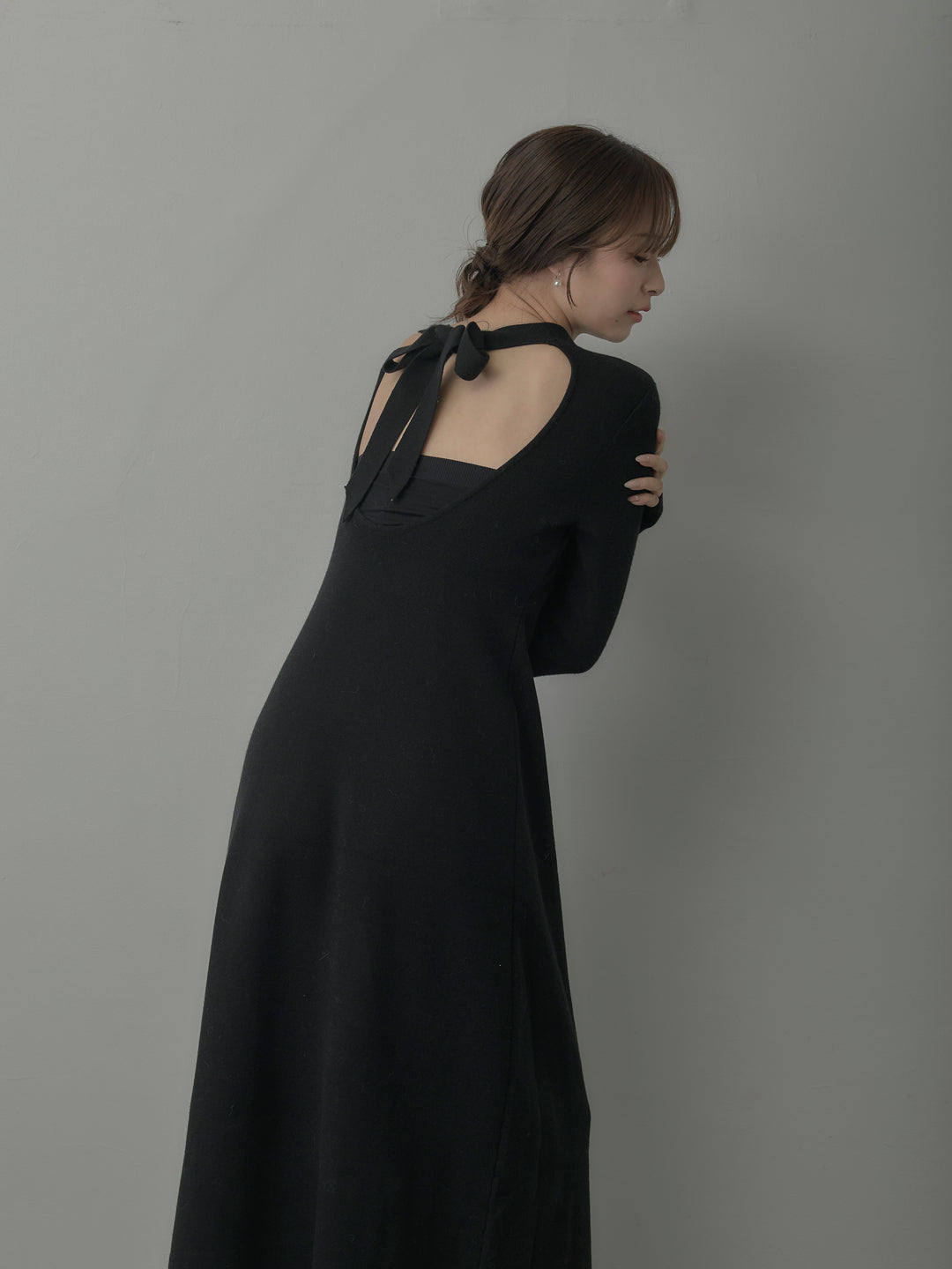 バックリボンニットロングワンピース