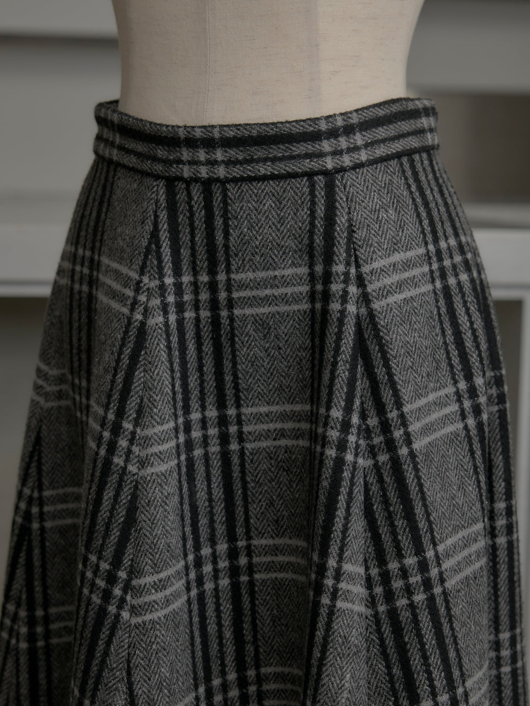 【Essential】クラシカルチェックウールタッチスカート