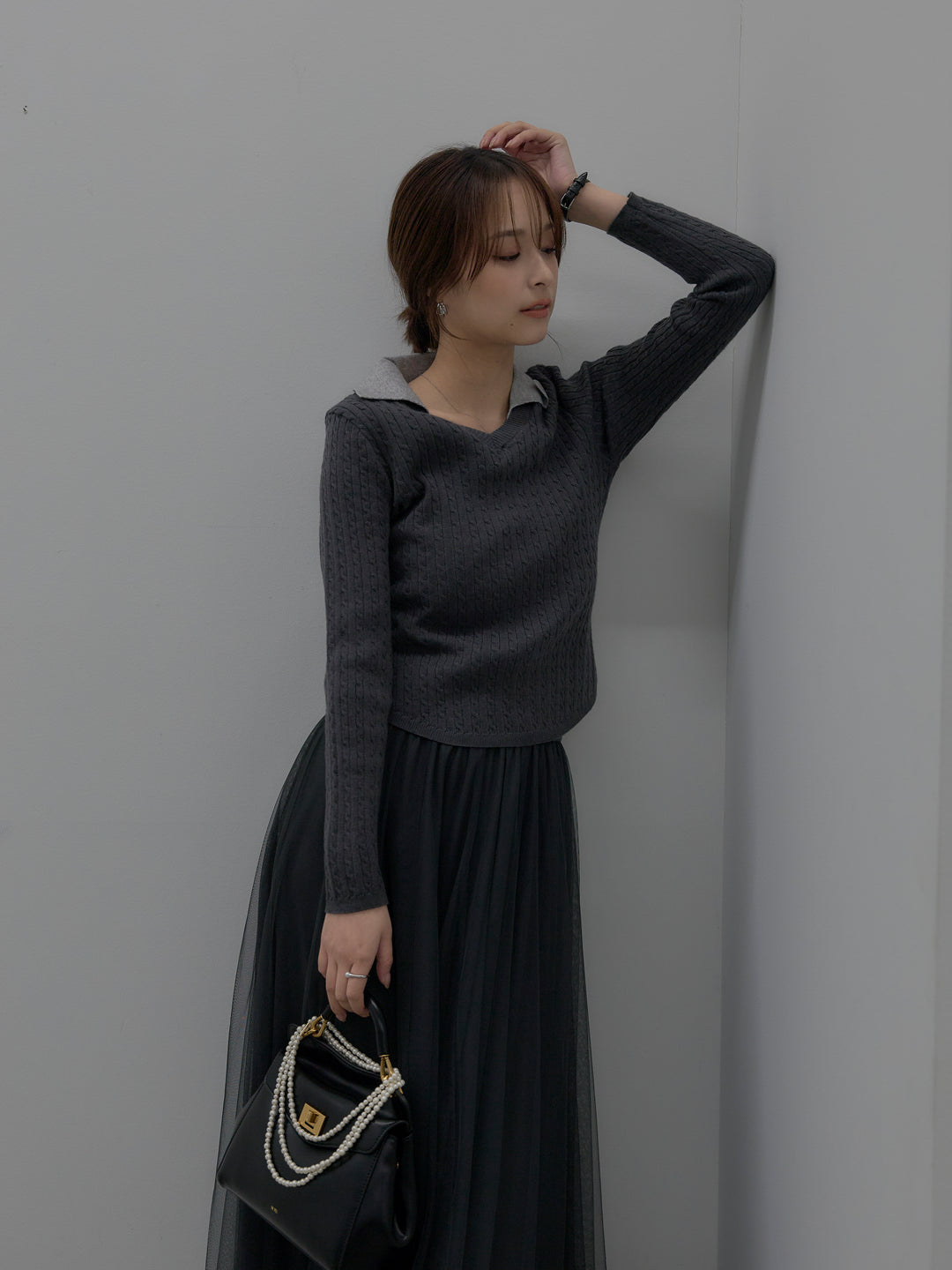 配色Vネックケーブルニットトップス