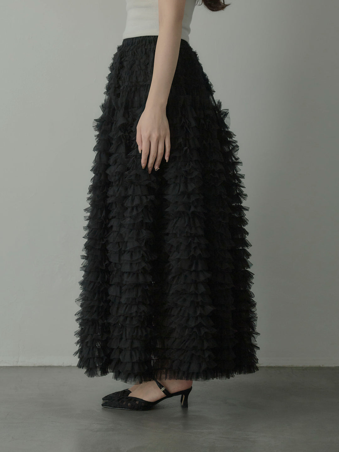 ドラマチックフリルチュールスカート
