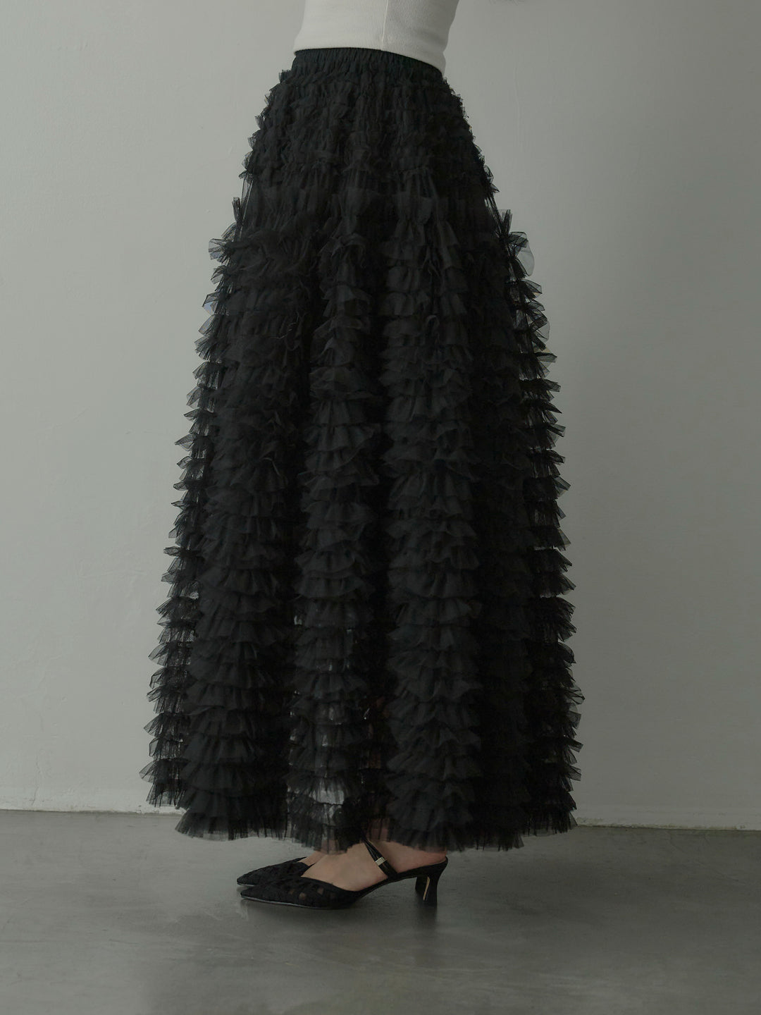 ドラマチックフリルチュールスカート