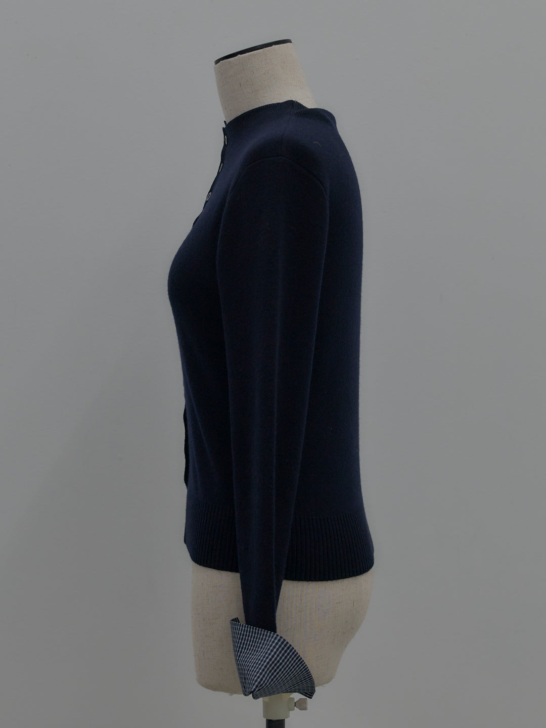 異素材ドッキングデザインボタンニットトップス