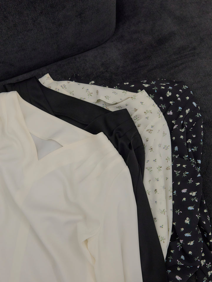 【Essential】2wayタイ付きベルスリーブサテンブラウス