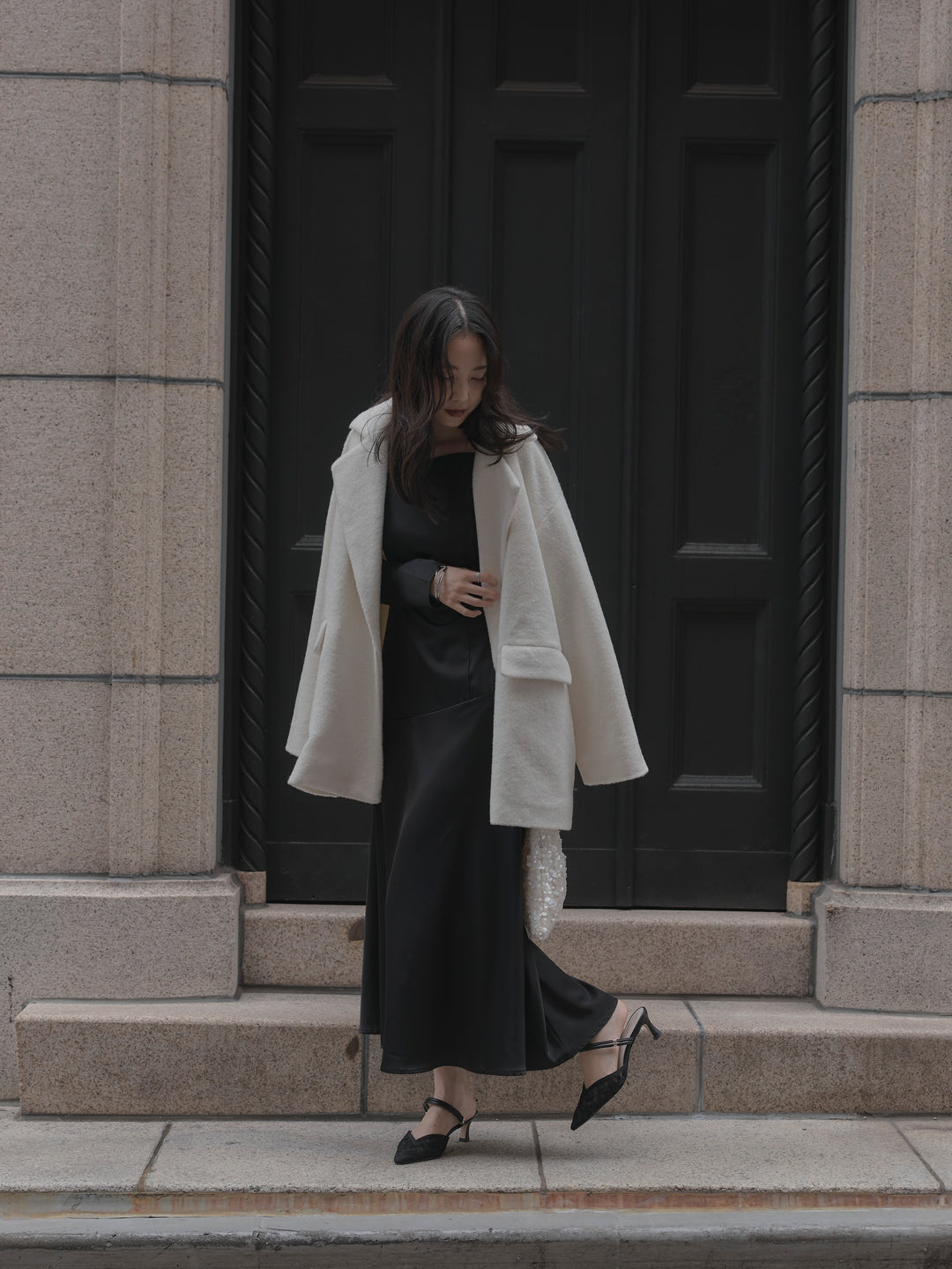 【Essential】ハートネックロングスリーブサテンワンピース