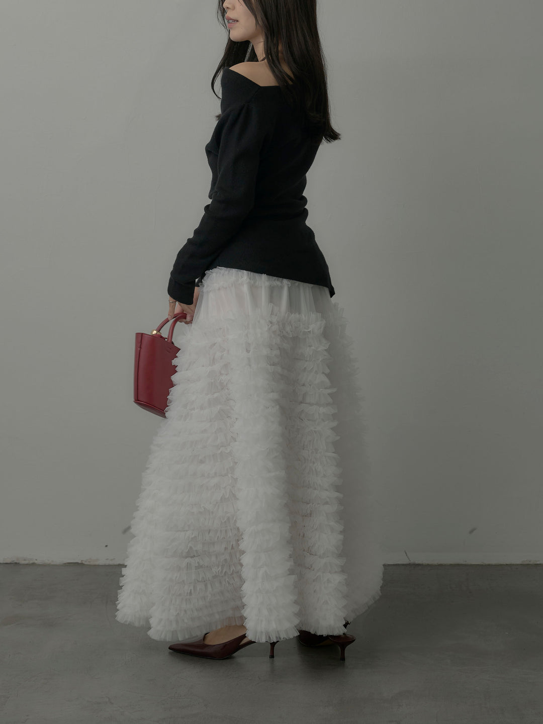 ドラマチックフリルチュールスカート