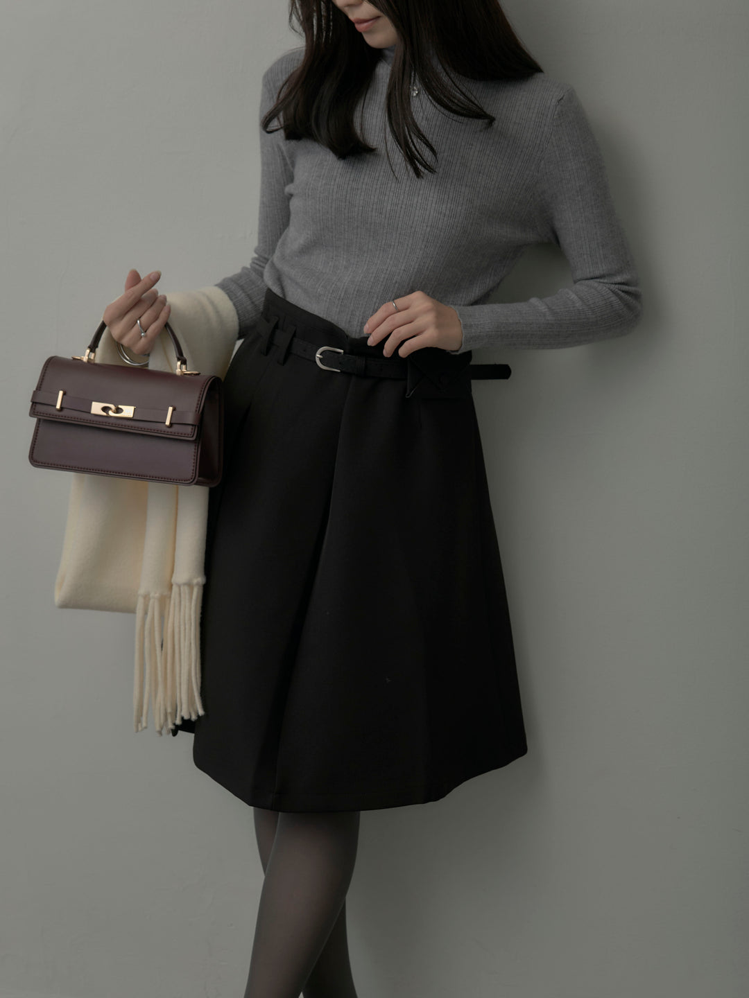 リブニットタートルネック