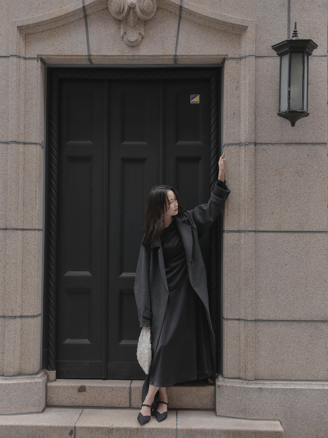 【Essential】ハートネックロングスリーブサテンワンピース