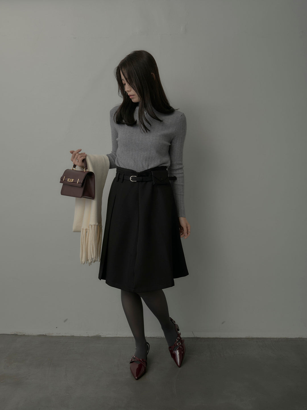 【SET】リブニットタートルネック+ウエストポーチ付きミディスカート(2set)
