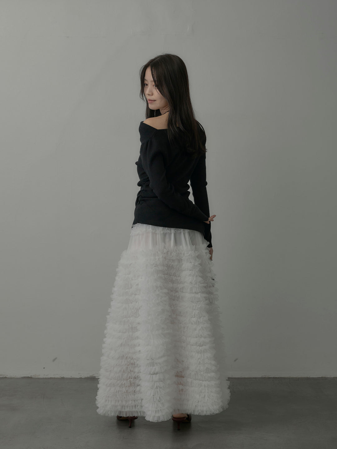 ドラマチックフリルチュールスカート