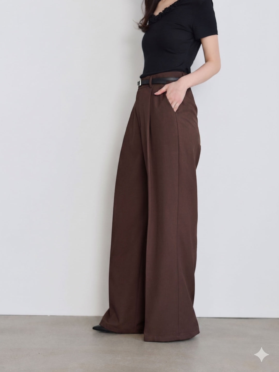 センタープレスベーシックストレートパンツ