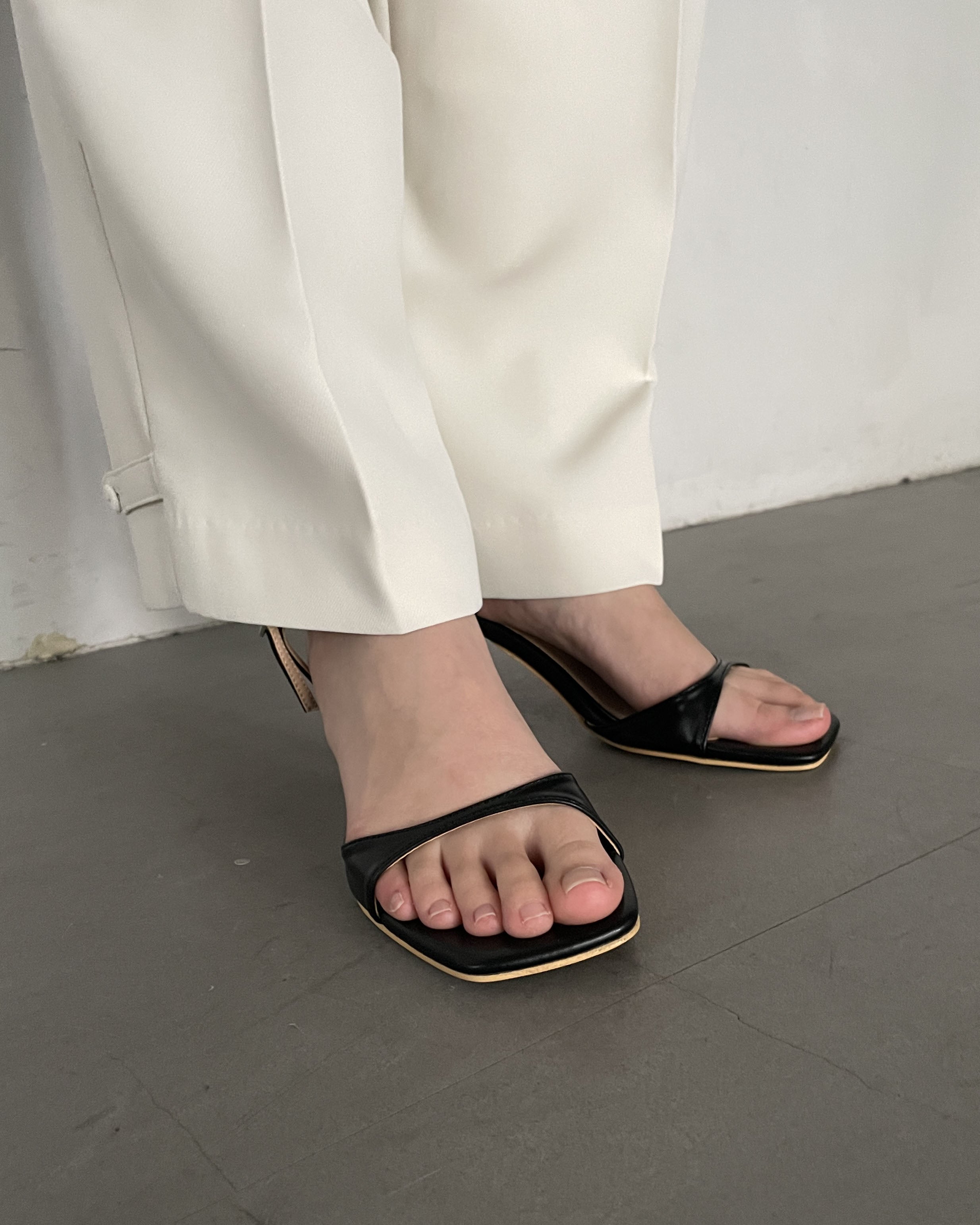 スクエアウッドヒールシューズ-ivory 24.5/nairo SHOES – ページ 2 – nairo