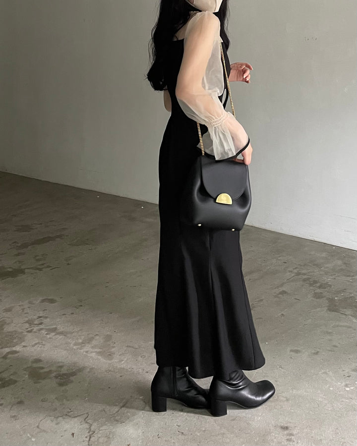 【essential】スタンドカラーマーメイドドレス