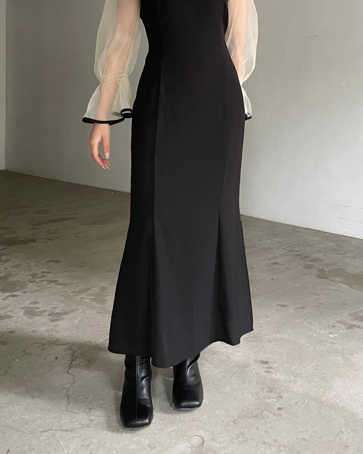 【essential】スタンドカラーマーメイドドレス